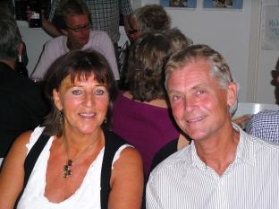 Lisa Almheden och Ulf Stenberg.<br />Lisas man Mikael Nordlund är trummis i kvällens band.