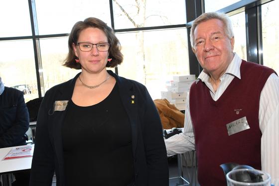 Två av tre politiker på plats. Sandra Eliasson (C), ordförande i samhällsbyggnadsnämnden och Sverre Fredriksson (M), andre vice ordförande i kommunstyrelsen.