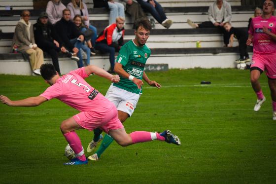 Adrian Möller svarade för hemmalagets enda mål.