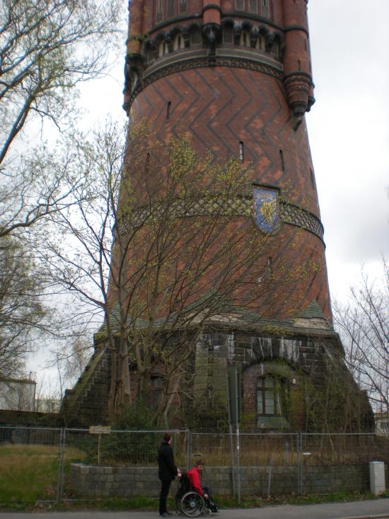 Ett gammalt vattentorn som nu mera är ett museium