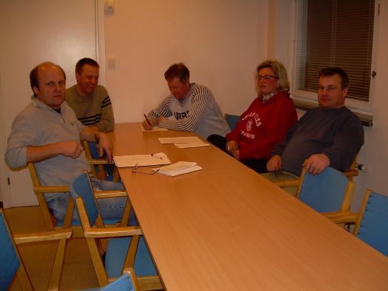 Styrelsen: Lennart Viberg, Lasse Fahln, Hkan Unander, Sara Sjlander och David Viberg. P bilden saknas Heln Gradin och Bosse Svanholm.