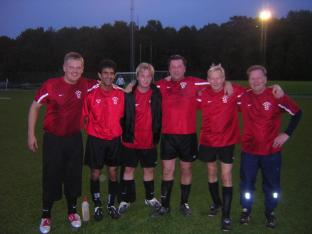 fr. v Martin Erlandsson,Saeid Ghasemi,Max Rosendahl, Tomas Eriksson, Håkan Hallmer och Bjarne Larsson.<br /><br />Vi får rikta en tacksamhetens tanke för dessa grabbar som gjorde vad de kunde för att försvara vårt anseende.