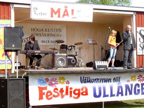 I raden av lokala artister som PEO presenterade fanns Jesper Norberg och Elena Dahln