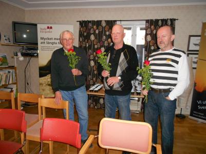 De vaktmästare som var på årsmötet blir visade vår uppskattning av deras insatser under året.<br />Från vänster Olle Häggkvist, Ingemar Nylén och Karl-Erik Fahlén.