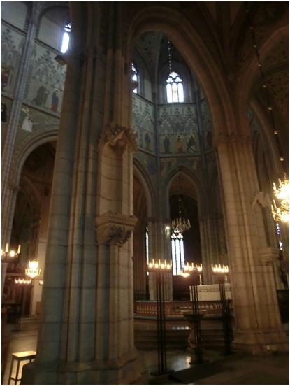 Den gotiska arkitekturen studerades på plats