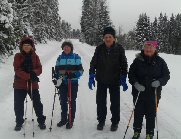 Till Hump och Svedje 1 febr. 10,7 km. Eileen, Anne-Marie, Anders och Annica