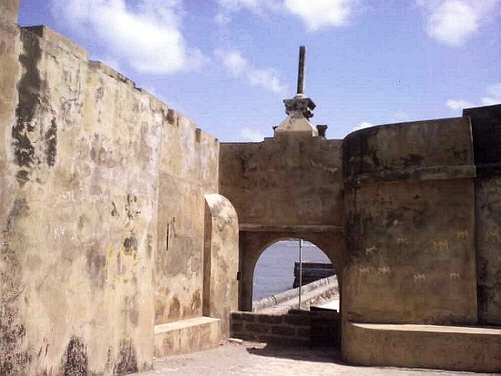 The fort and the tower