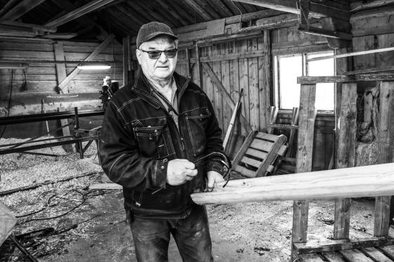 Stig Olsson gör även hängrännor i trä. &Auml;ven det efterfrågat i samband med takrenoveringar.