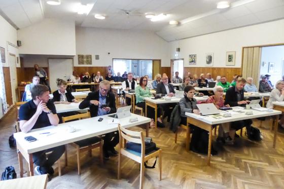 Fullmäktigeförsamlingen höll möte i Ordenshuset i Töllsjö.