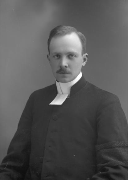 Erik Bergman 1914, då präst i Forsbacka
