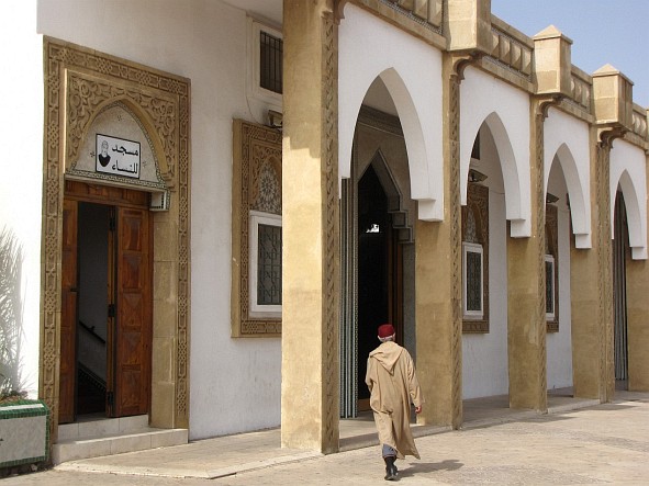 Agadir - man going to the mosque